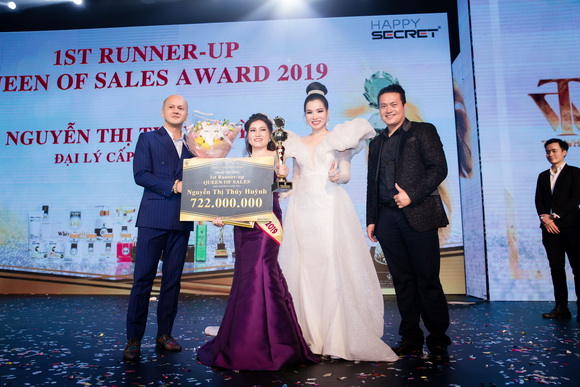 Nguyễn Thị Thúy Huỳnh, Top White Best Awards Of The Year 2019, Mỹ phẩm Top White