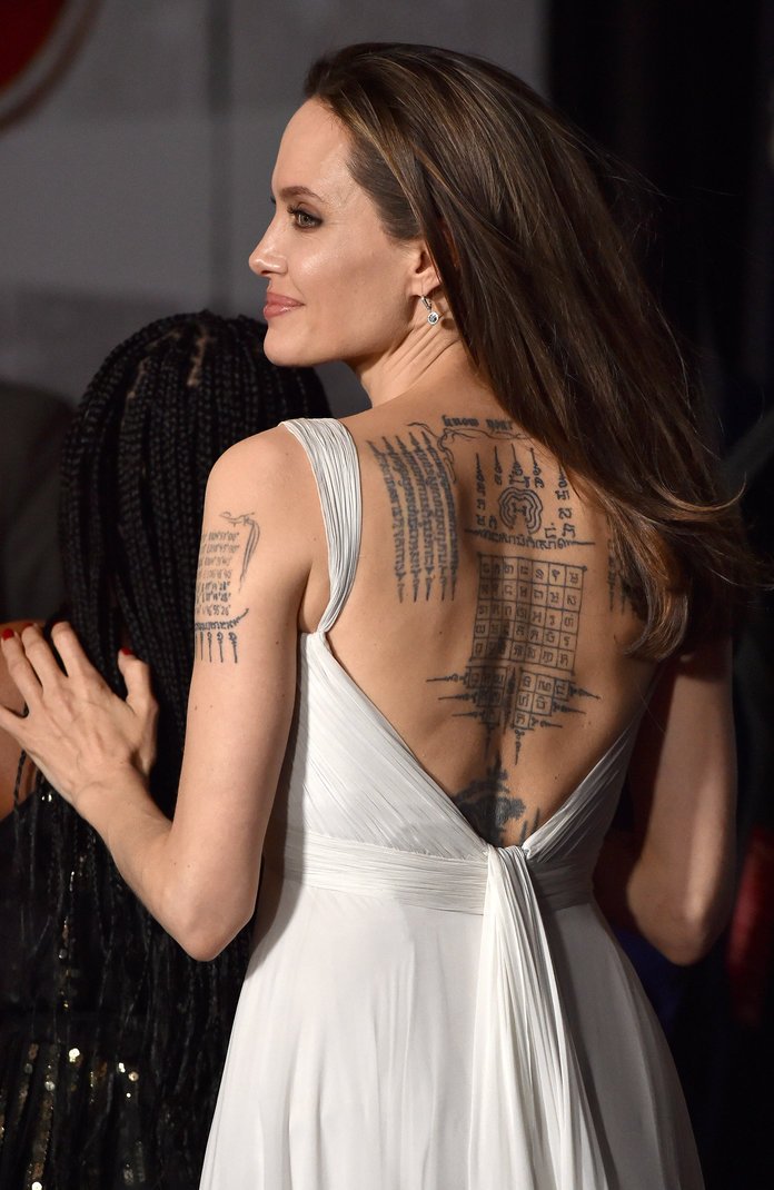 Tất tần tật ý nghĩa của gần 20 hình xăm trên cơ thể Angelina Jolie
