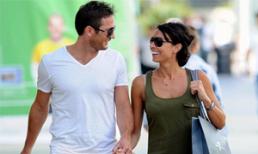 Lampard cầu hôn bạn gái trong kì nghỉ hè