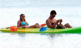 Những kì nghỉ trăng mật lãng mạn của sao