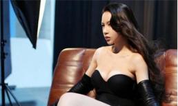 Phan Sương Sương hoang dại với màu đen