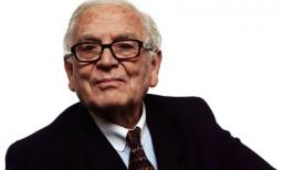 Pierre Cardin trở lại với sàn diễn 