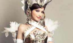 Ngắm Trúc Diễm đẹp “hút hồn” trong trang phục cổ xưa