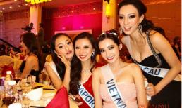 Trúc Diễm tự tin 'tiệc tùng' cùng các người đẹp HHQT 2011