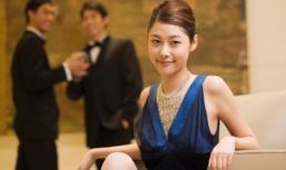 Phụ nữ: Có phải hở hang mới là hấp dẫn?