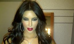 Những màn "khoe thân" nóng bỏng của sao trên trang cá nhân