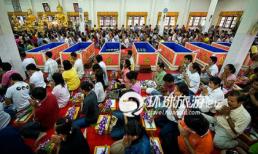 Rùng mình đám tang dành cho người sống  