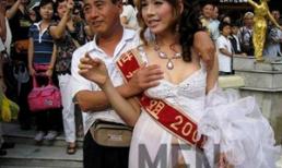 Khi fans tay đặt... nhầm chỗ