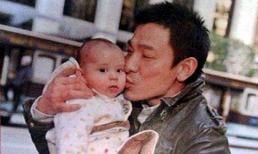 Vợ có bầu, Lưu Đức Hoa mời 20 tăng ni cầu nguyện