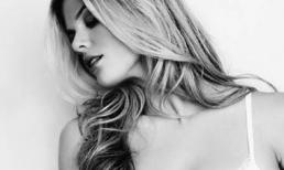 Vợ của Andy Roodick khoe ‘vòng 1’ đầy đặn 