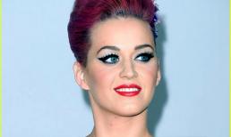 Ngột thở với màn "bức tử" vòng một của Katy Perry 