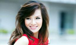 Đan Lê rạng rỡ ngày "tái xuất"