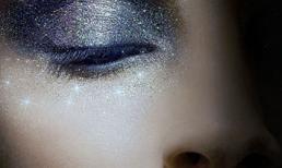 Đôi mắt nhũ ngọc trai lấp lánh