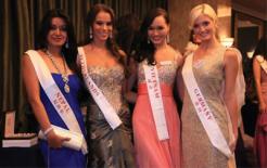 Thí sinh Hoa hậu Thế giới hào hứng đấu giá từ thiện