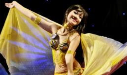 Clip múa bụng gợi cảm của Á khôi Ngoại thương