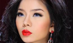 Học Lệ Quyên trang điểm sexy