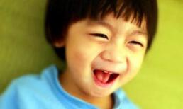 Con trai kháu khỉnh của Lâm Chí Dĩnh!