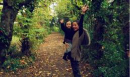 Triệu Vy khoe con gái lẫm chẫm tập đi