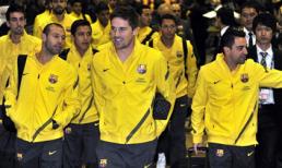 Barca chơi 'thả phanh' trên nước Nhật