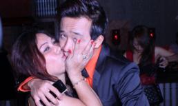 Quá phấn khích, Siu Black kéo, hôn môi Trấn Thành