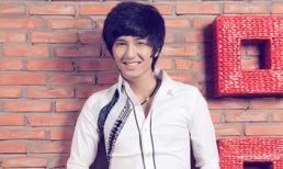 “Hot boy” Huỳnh Anh với trang phục đón Giáng sinh 