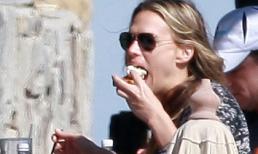 Sao và những khoảnh khắc ăn uống có một không hai (phần 2)