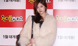 Ngôi sao 'Thơ ngây' diện mốt trên đông dưới hè 