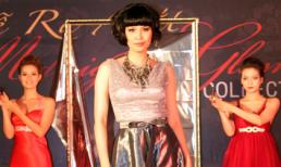 Siêu mẫu Vũ Cẩm Nhung bất ngờ... tái xuất