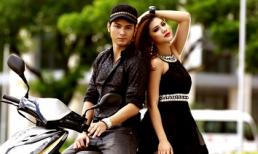 Bộ tứ chân dài Việt sành điệu với xe