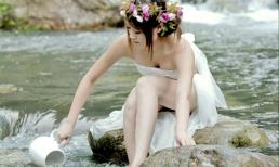 Tiên nữ giáng trần bên bờ suối