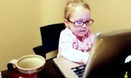 Cô bé 3 tuổi sống kiểu... phụ nữ trưởng thành, hiện đại 