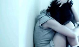 Bé 13 tuổi mang thai: Bị dụ dỗ "làm bậy" 