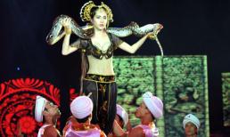 Ngắm vẻ đẹp nóng bỏng của Thủy Tiên năm 2011!