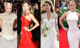 Sao và 11 bộ váy biểu tượng của năm 2011 