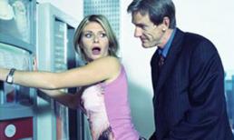 Những màn "gạ tình" choáng váng nơi công cộng 