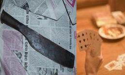 Phẫn uất kẻ chém dã man cả mẹ, vợ và con