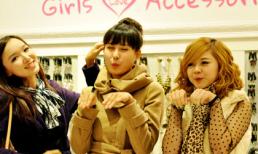 Miss Teen làm mặt xấu