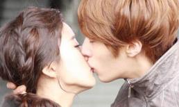 Những nụ hôn hot nhất màn ảnh Hàn tuần qua (10) 