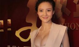 Mỹ nhân Hoa ngữ quá đà với trò khoe "mấp mé lộ ngực"