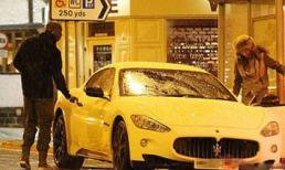 Balotelli gây sốc với chó