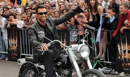 Khi Beckham, Keira Knightley, Orlando Bloom… cưỡi "ngựa sắt khủng" (P2)