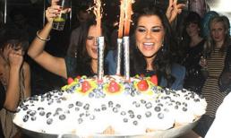 Vui tình mới Imogen Thomas tổ chức sinh nhật triền miên