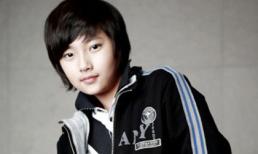 Sao nhí Hàn càng lớn càng đẹp trai 