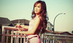 'Người đẹp chuyển giới' tự tin khoe đường cong