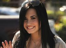 Demi Lovato trải lòng về kỳ đen tối