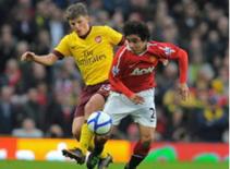 Chiến thắng của M.U: Một mũi tên, trúng nhiều đích