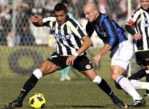 Alexis Sanchez, mục tiêu của M.U vẫn muốn ở lại Italia