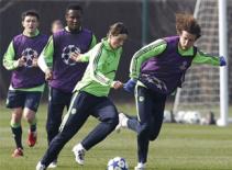 Torres sẽ ngồi dự bị!