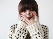 Tưng bừng diện phụ kiện màu đỏ 