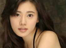 Sau vụ lộ ảnh nóng, Chu Ja Hyun mong được... thông cảm